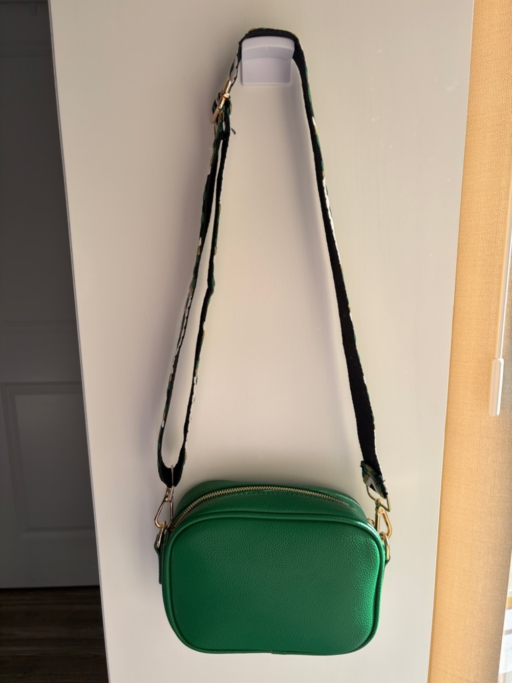 Ah.dorned Women's Green Pebbled Crossbody Bag with Adjustable Strap